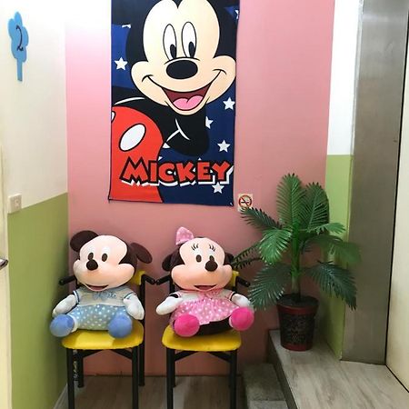 Mickey House-Fuxing Apartment Taichung Luaran gambar