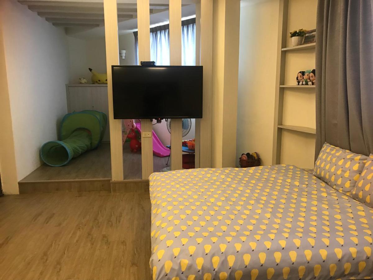 Mickey House-Fuxing Apartment Taichung Luaran gambar